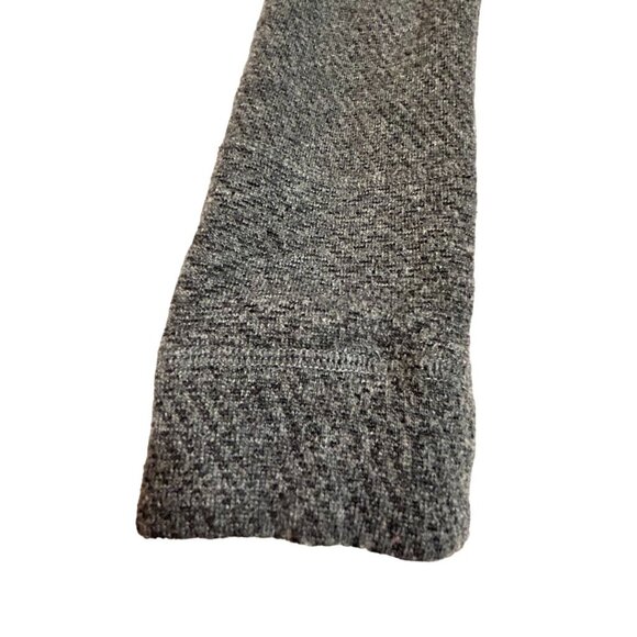 Akini Women's Hooded Long‎ Sweater Size S Gray Kangaroo Pocket Long Sleeve - Picture 6 of 6